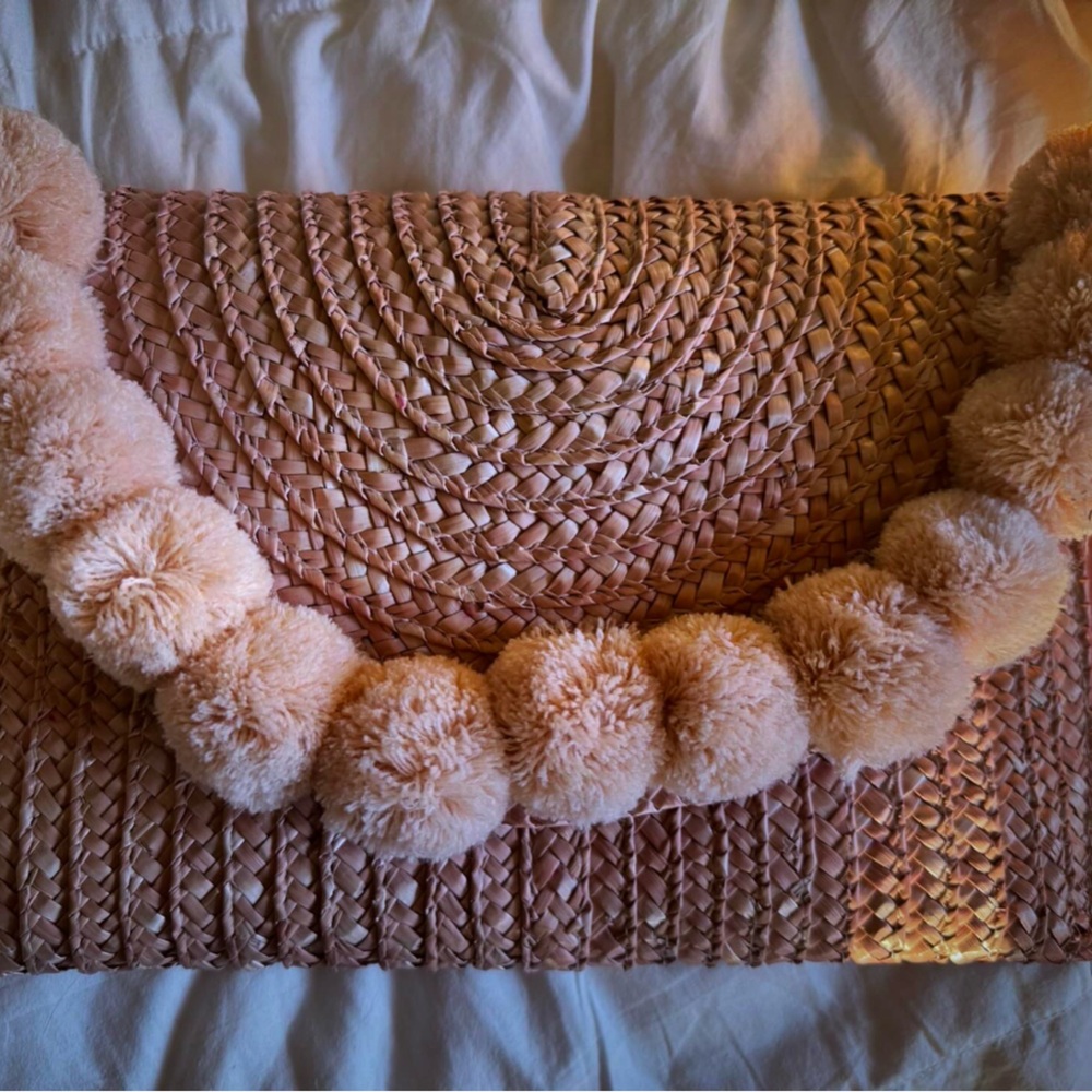 Chic Woven Clutch with Pom Poms pink mauve Like New!